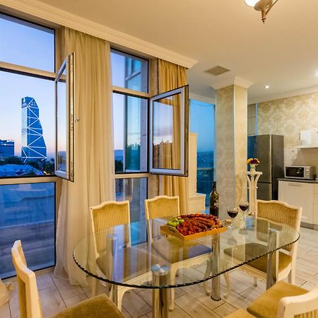 Apartment In The City Of Тбилиси Экстерьер фото